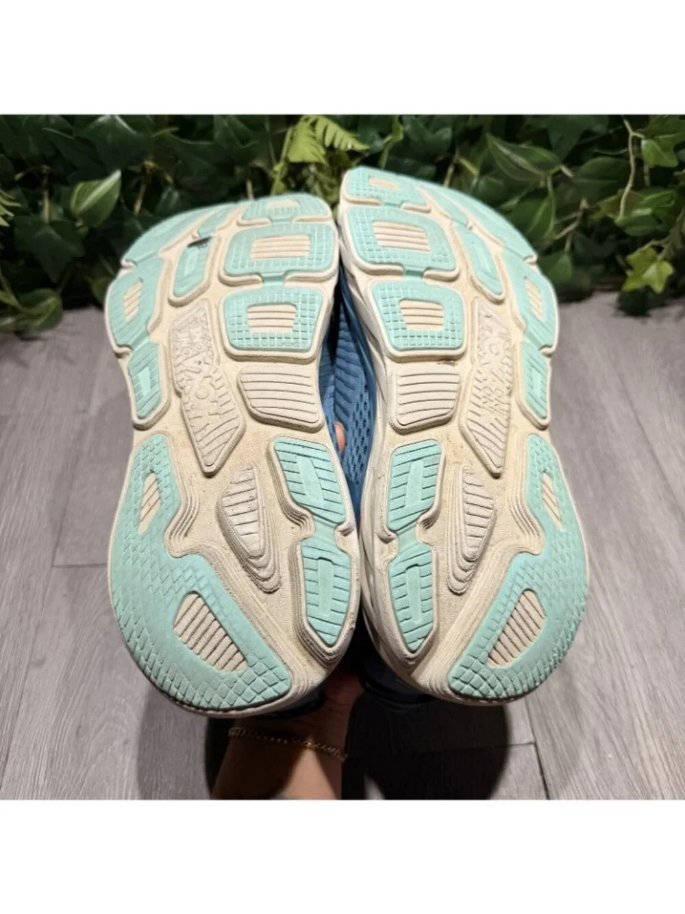 Hoka One One please check